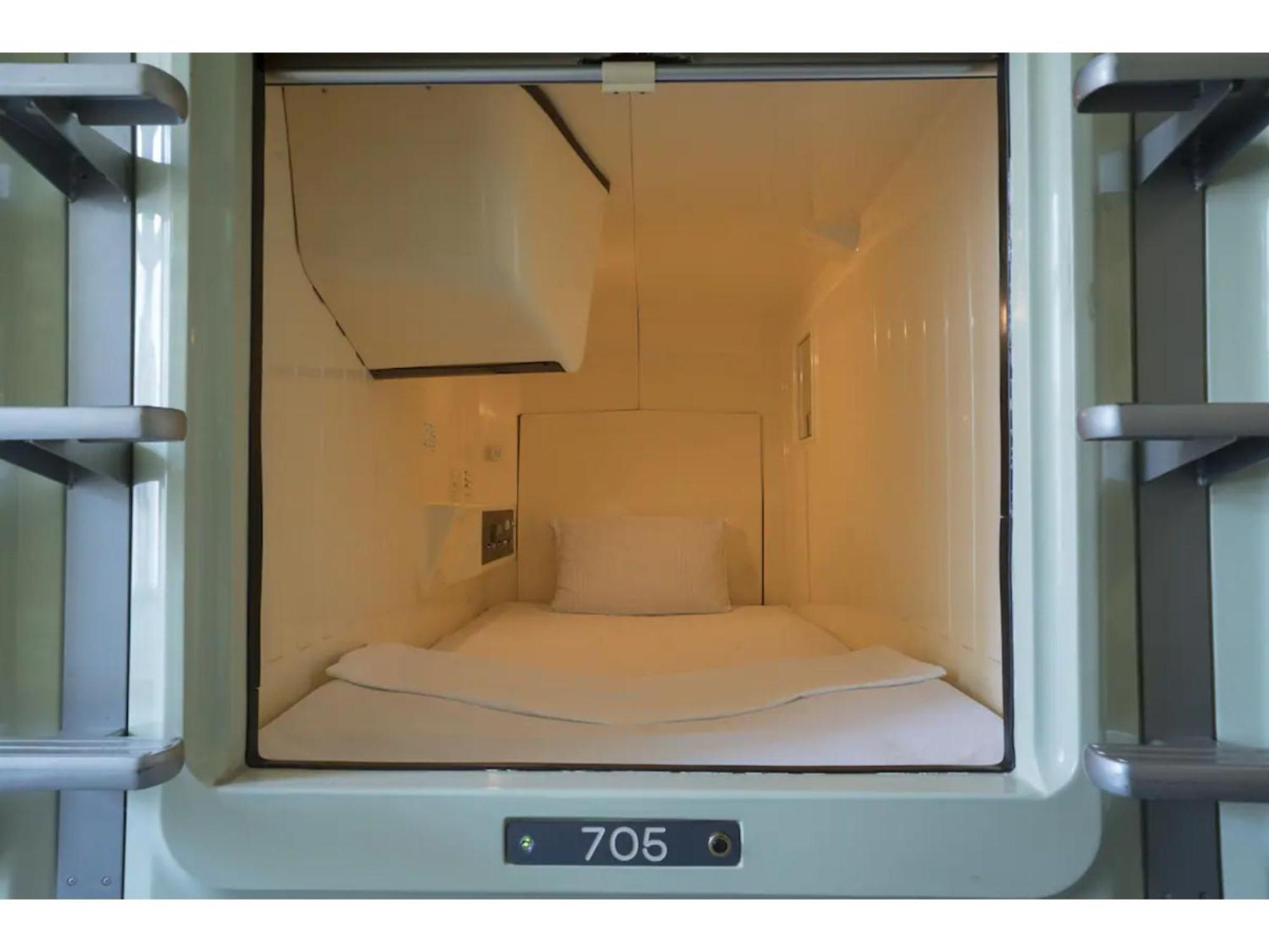 Male Only Capsule Inn Hamamatsucho - Vacation Stay 68799V Tōkyō Extérieur photo