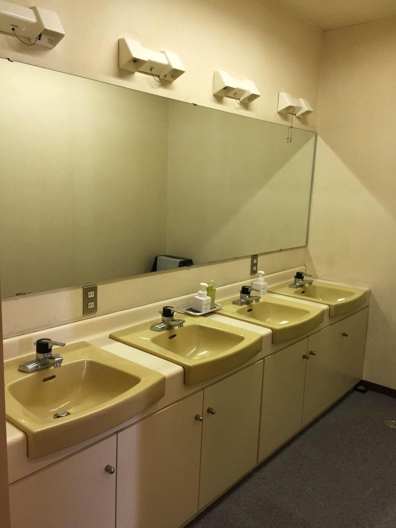 Male Only Capsule Inn Hamamatsucho - Vacation Stay 68799V Tōkyō Extérieur photo